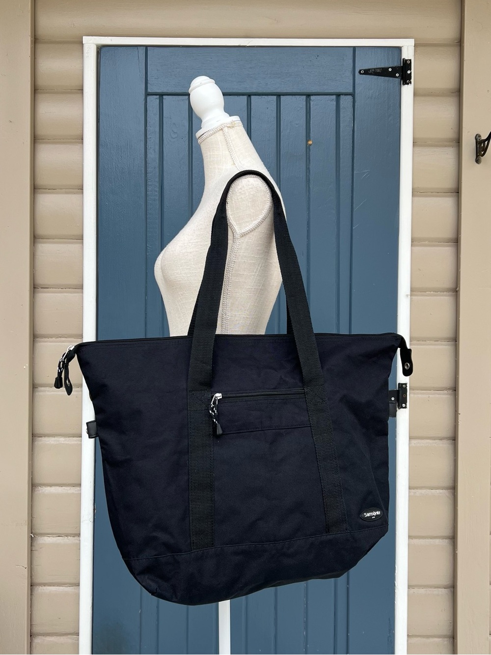 Samsonite Black Nylon Yacht Travel Tote Bag Extra Large Zippered Duffel Weekend
